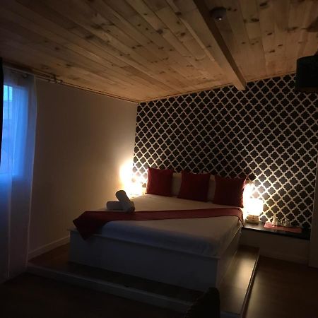 Tejos House Hotel Almada Esterno foto