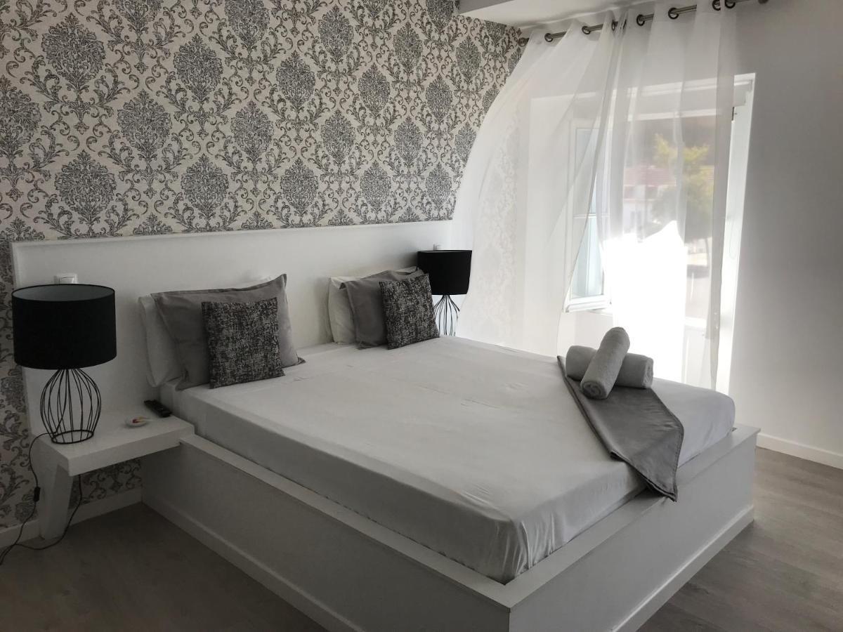Tejos House Hotel Almada Esterno foto