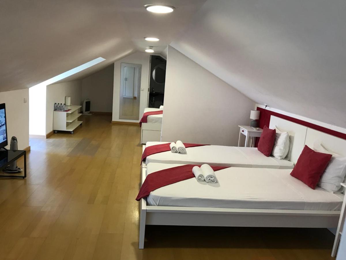 Tejos House Hotel Almada Esterno foto